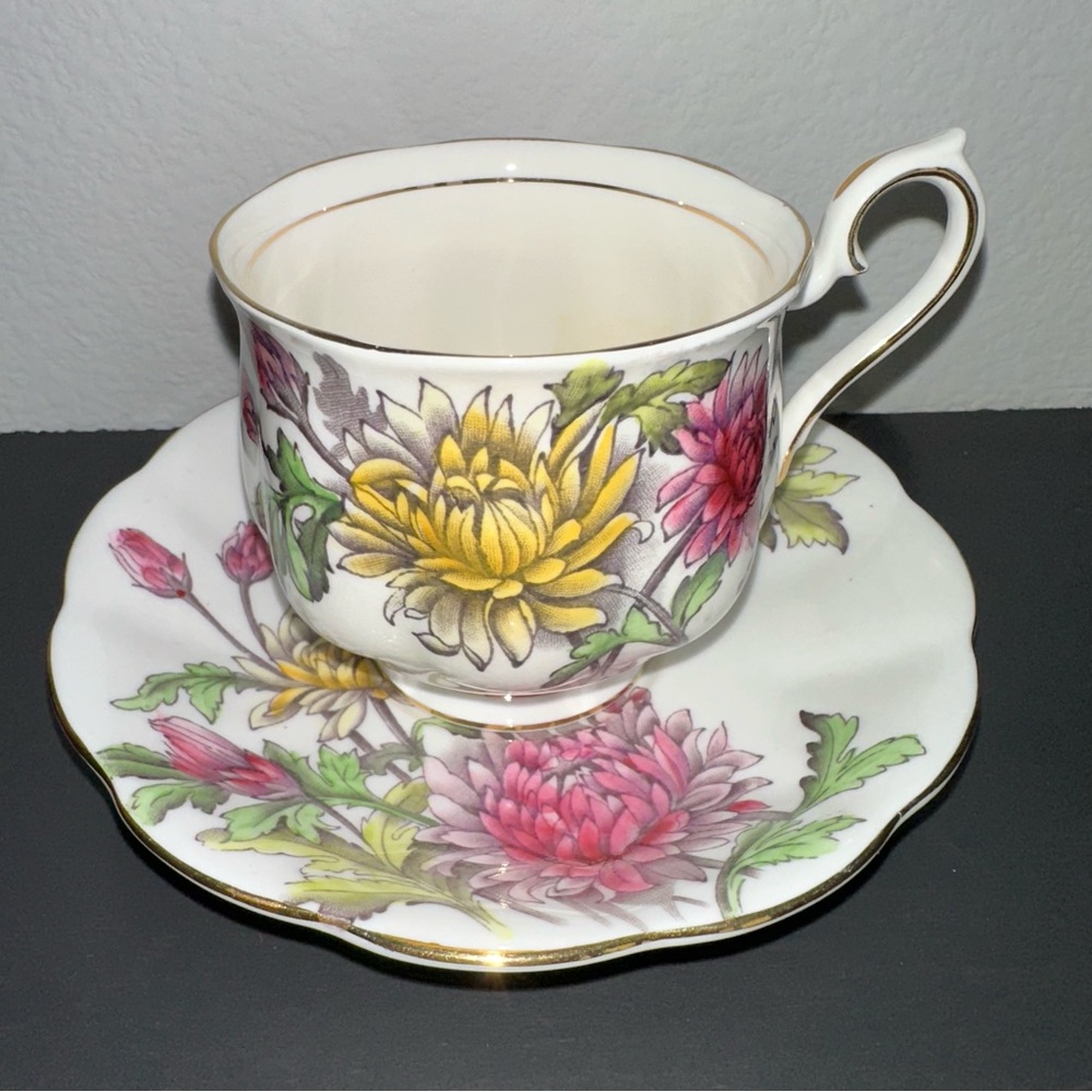 Royal Albert Flower of the Month Chrysanthemum Porcelain Teacup and Saucer Set